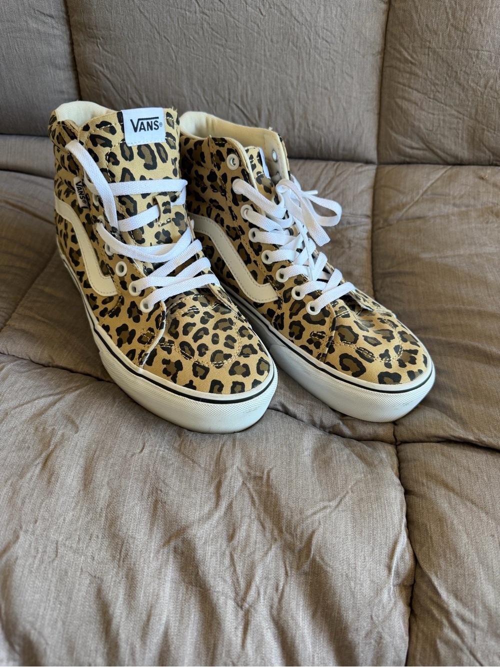 Vans Women Filmore Hi Platform Leopard Print Shoes - Picture 7 of 7